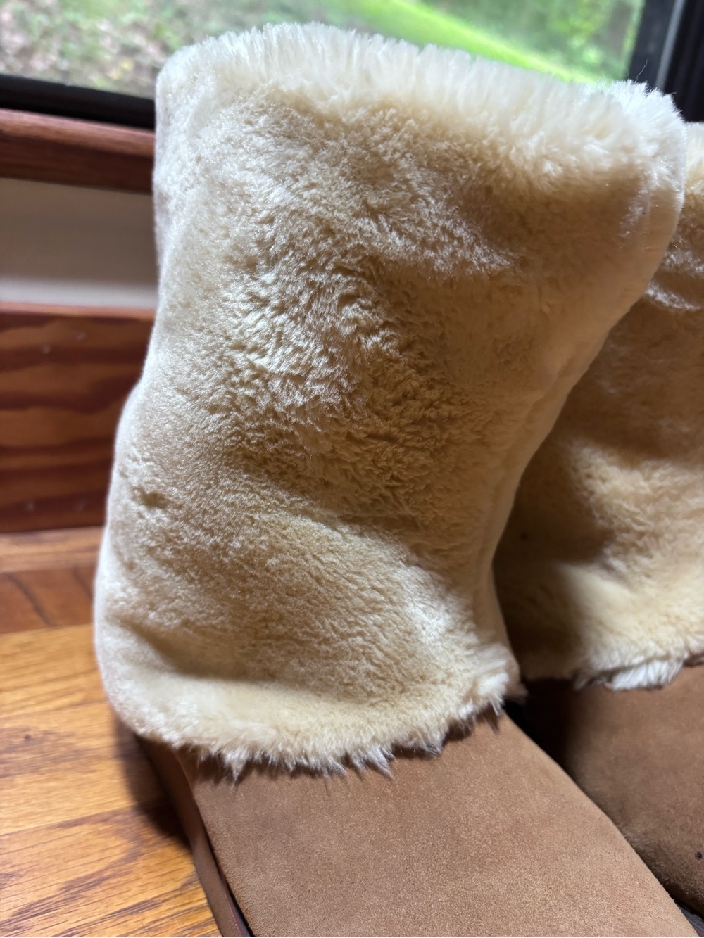UGG Australia Fluff Boots Size 9 Chestnut Shearling Fur Winter Cozy Boots - Picture 3 of 15